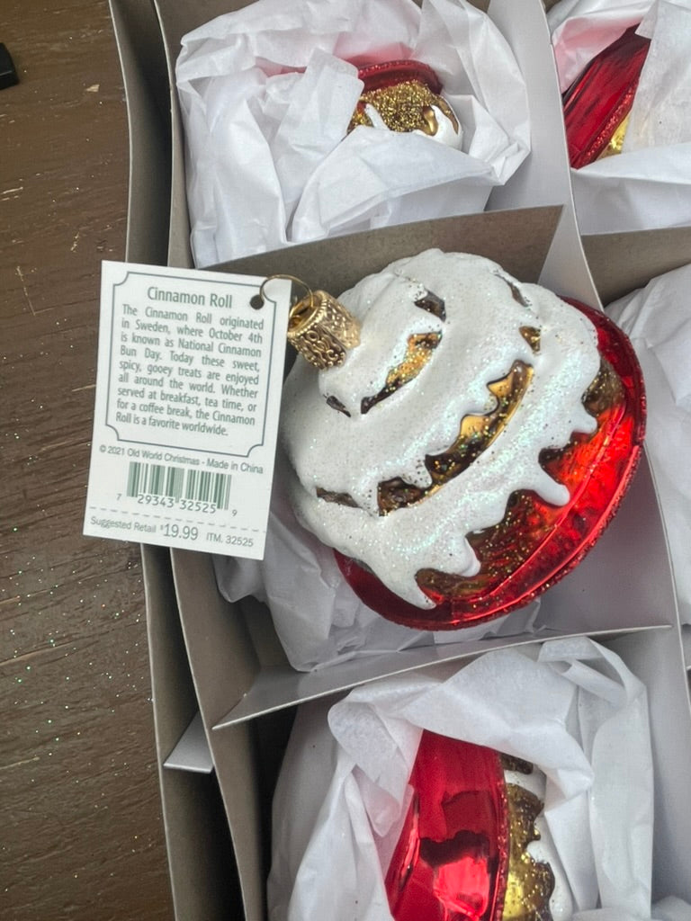 Cinnamon Roll Old World Christmas Ornament