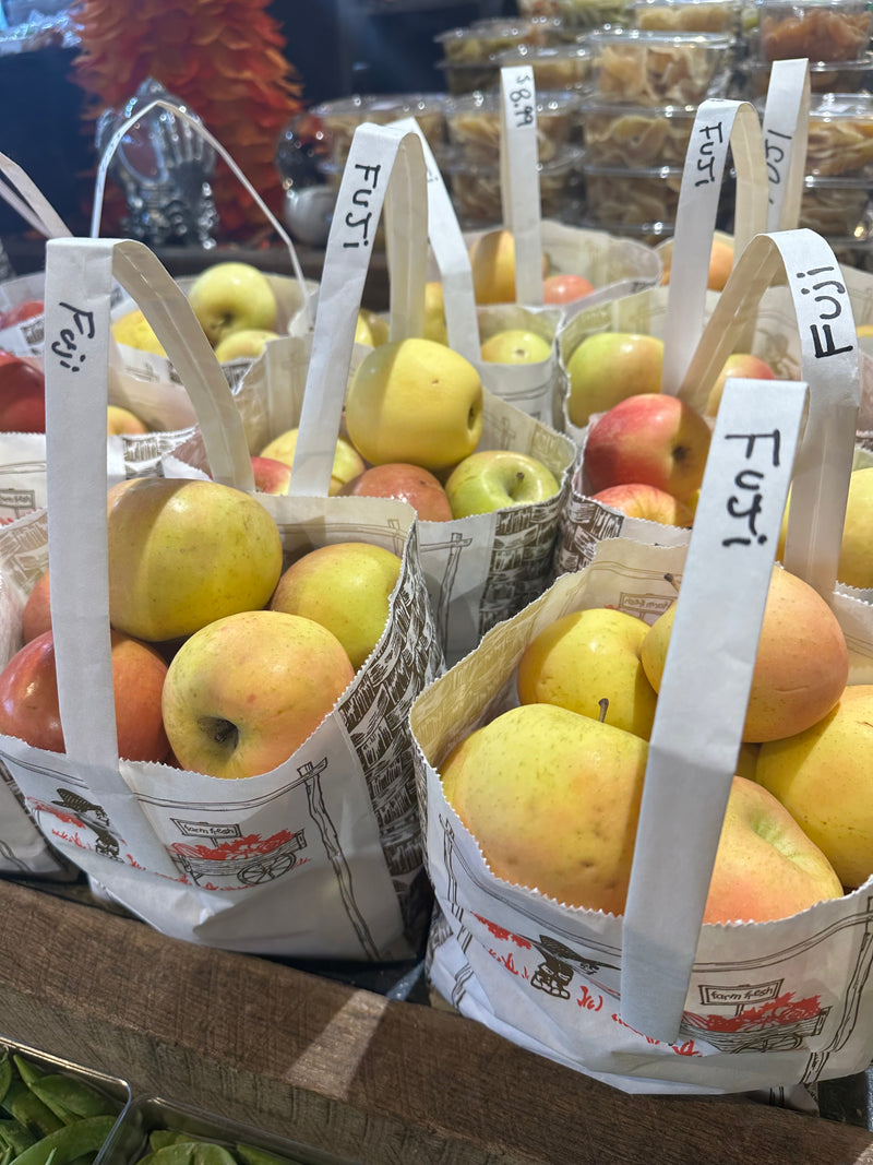 Apples 1/2 Peck Local